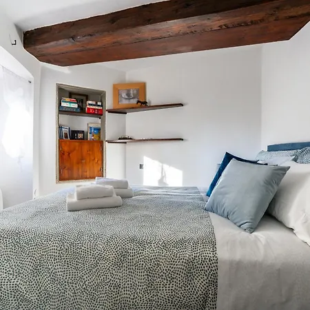 Lungarno View Apartment *